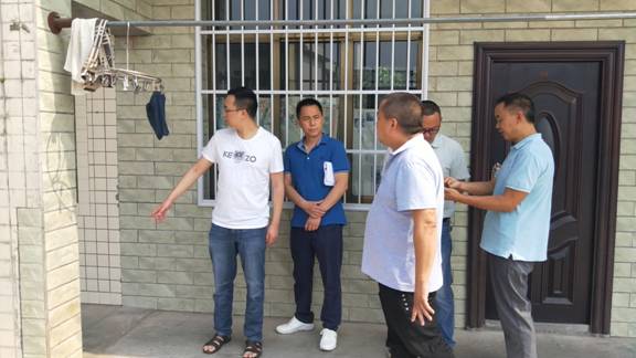 c22b580327ac68bfa894d82a5271875